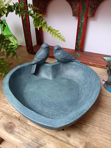 Bird bath heart shaped - , bowl