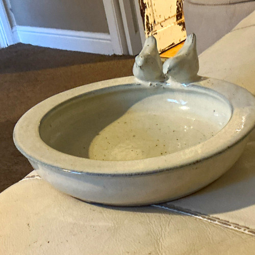 Grey round ceramic - round, with